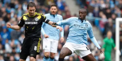 Yaya Touré 🆚 Lampard : Duel de Milieux Légendaires