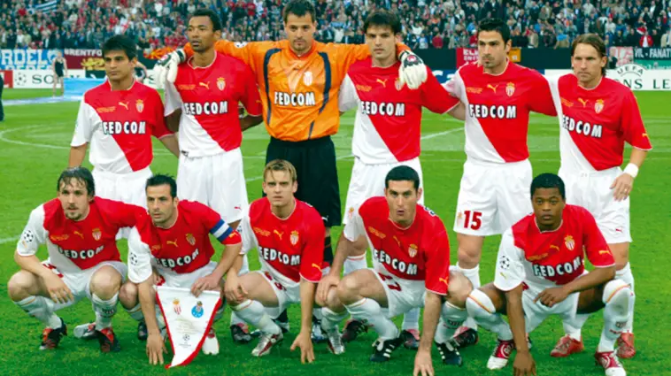 Quelle équipe l'AS Monaco FC a-t-il affrontée en finale de la Ligue des Champions de l'UEFA en 2004 ?