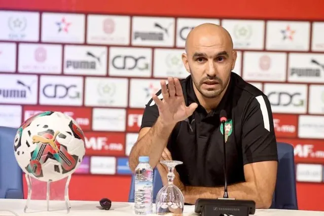 Quelle équipe Walid Regragui a-t-il dirigée lors de ses débuts en tant qu'entraîneur ?