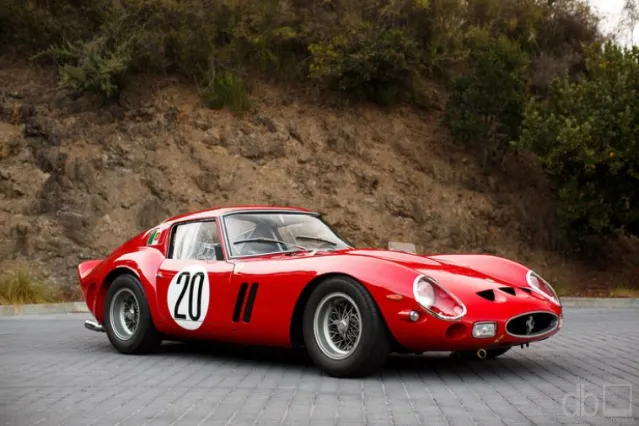 Qui était le designer en chef de la Ferrari 250 GTO ?