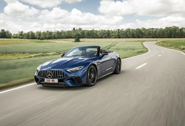  La SL-Class est proposée uniquement en cabriolet. Vrai ou faux ?