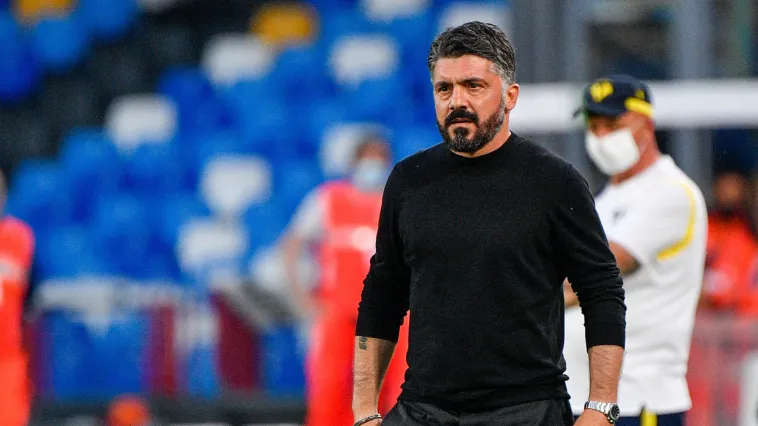 Quel est le club où Gennaro Gattuso a commencé sa carrière d'entraîneur principal ?