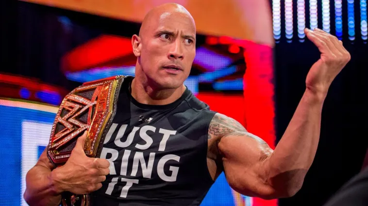 Quel était le nom de ring de Dwayne Johnson lorsqu'il était catcheur ?