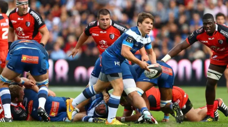 Quel club français a révélé Antoine Dupont avant son transfert au Stade Toulousain ?