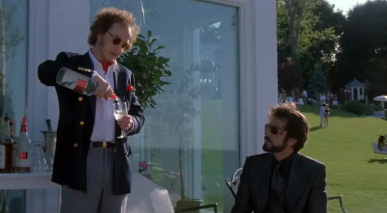 Quel est le nom du personnage joué par Al Pacino dans le film "L'Impasse" réalisé par Brian De Palma ?