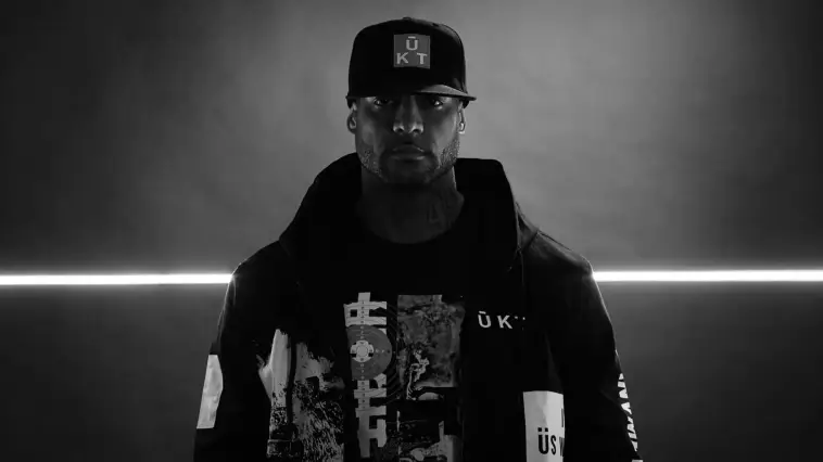 Combien d'albums studio solo Booba a-t-il sortis jusqu'en 2022 ?
