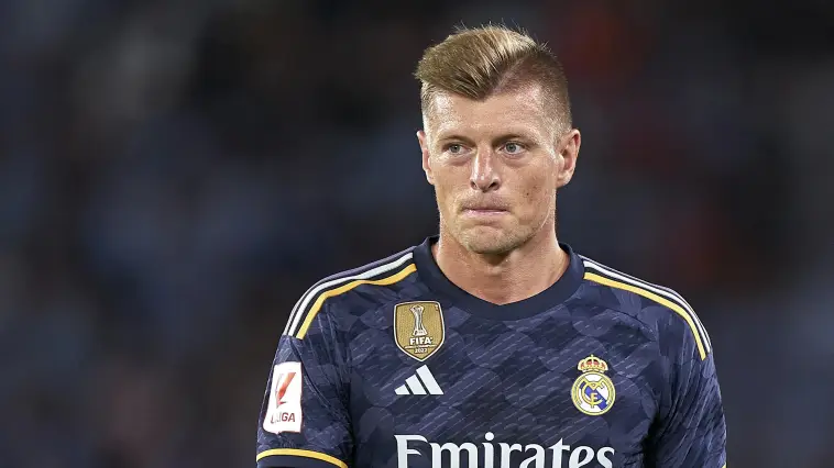 Dans quel pays Toni Kroos est-il né ?