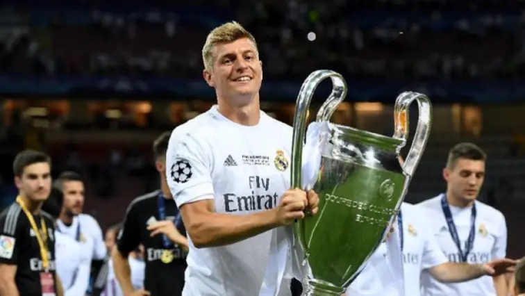 Quel est le nombre de Ligues des Champions remportées par Toni Kroos avec le Real Madrid jusqu'en 2022 ?