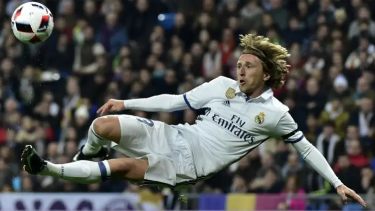 Quel surnom est souvent donné à Luka Modrić en raison de son style de jeu ?