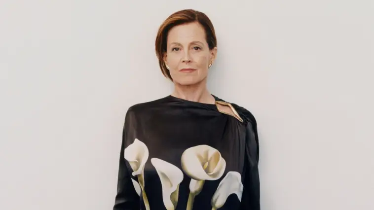 Dans quel film Sigourney Weaver joue-t-elle le rôle de Grace Augustine ?