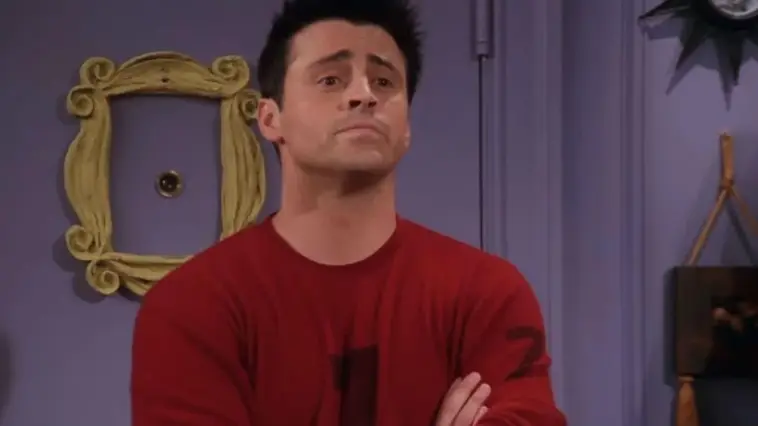 Où Joey part-il pour sa carrière à la fin de la série ?