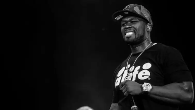 Quel est le nom de l'album de 50 Cent qui a été un énorme succès en 2003 ?