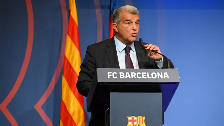 Quelle est la profession de Joan Laporta en dehors de son rôle de dirigeant sportif ?