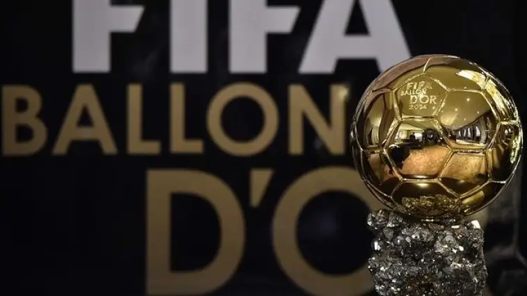 En quelle année a été attribué le premier En quelle année a été attribué le premier Ballon d'Or féminin ? ?