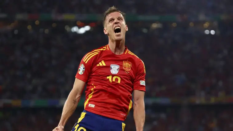 Lors de quel tournoi international Dani Olmo a-t-il marqué son premier but pour l'équipe nationale d'Espagne ?