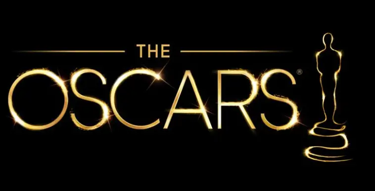 Quel film de Brad Pitt se déroule pendant la guerre de Bosnie et a remporté un Oscar en 1996 ?