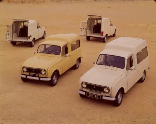 En quelle année la Renault 4 a-t-elle été produite pour la dernière fois ?