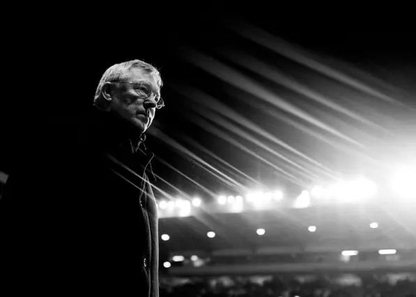 Quel manager du Manchester United a succédé à Sir Alex Ferguson en 2013 ?