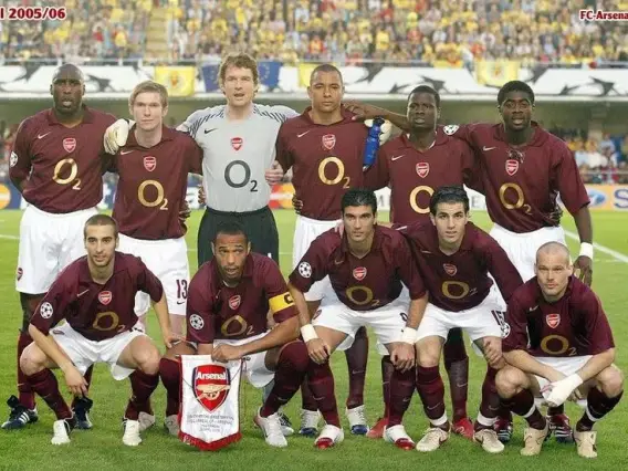 Quel surnom est donné aux joueurs d'Arsenal ?