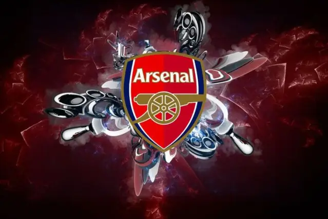 Qui est l'entraîneur actuel d'Arsenal  ?