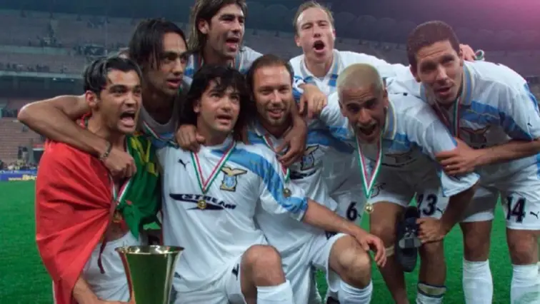 Quel trophée européen a-t-il remporté en tant que joueur avec la Lazio Rome ?
