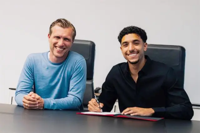 En 2017, Omar Marmoush rejoint un club allemand. Lequel ?