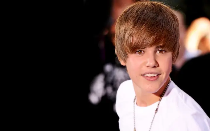 Quel est le nom du premier single de Justin Bieber ?