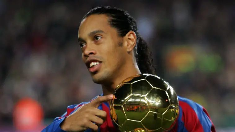 Quelle année Ronaldinho a-t-il remporté le Ballon d'Or pour la première fois ?