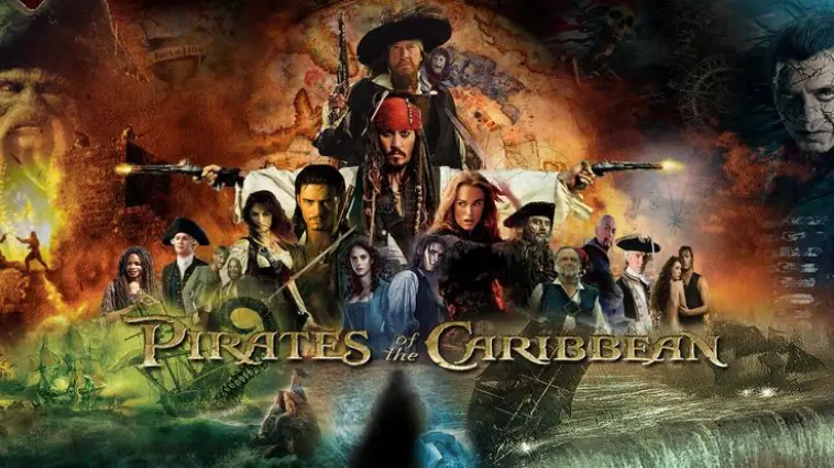Qui est l'acteur principal du film "Pirates des Caraïbes" et incarne le personnage de Jack Sparrow ?