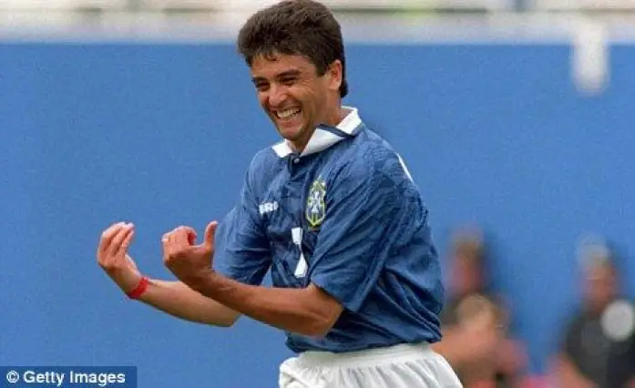 Quel club a été le point culminant de la carrière de Bebeto en club, où il a remporté plusieurs titres nationaux et internationaux ?