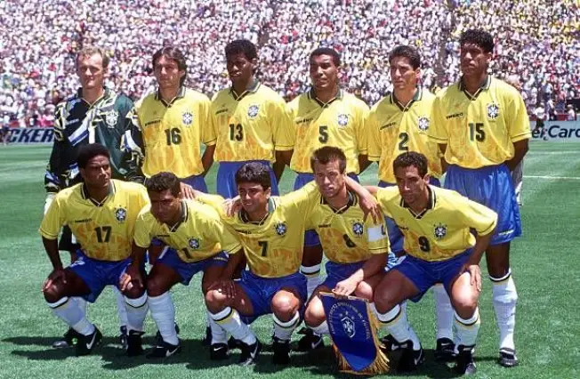 En quelle année Bebeto a-t-il été inclus dans l'équipe-type de la FIFA/FIFPro World XI ?