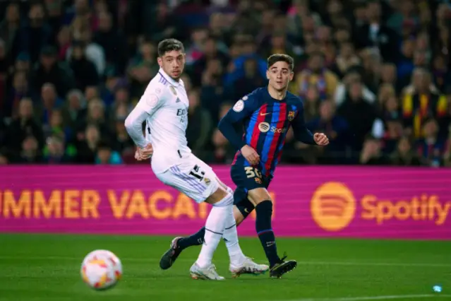 Gavi vs Valverde : Quel joueur te ressemble le plus ?